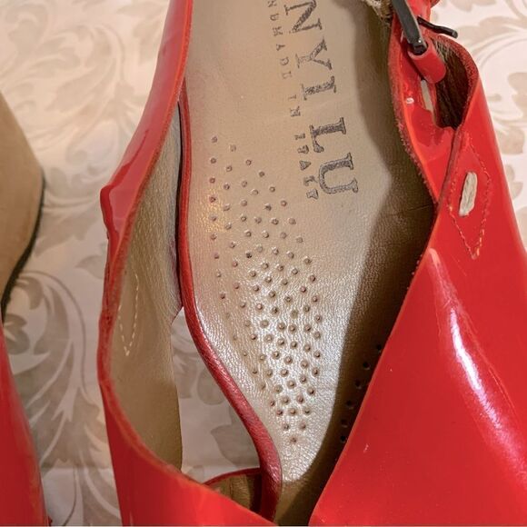 Anyi Lu Red Patent Leather Wedge Heel Pumps Peep Toe Stretch Ankle US 8.5 EUR 39 - Picture 5 of 9
